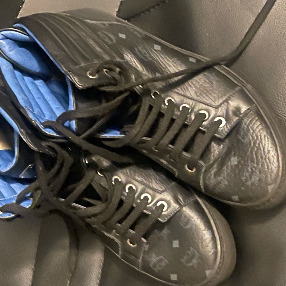 Mcm men fashion sneakers ( authentic)